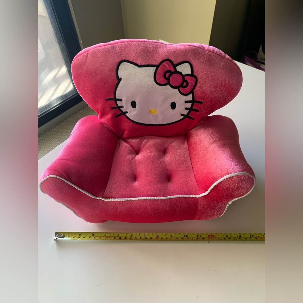 Hello Kitty Build a Bear Pink Couch - Picture 9 of 10